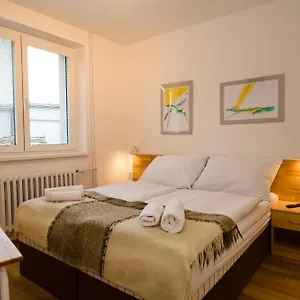 hotellátogatás
